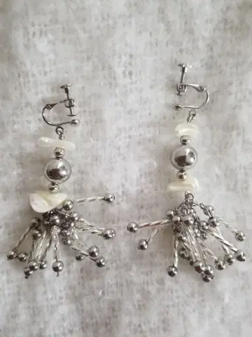 실버 비즈 프린지 귀찌