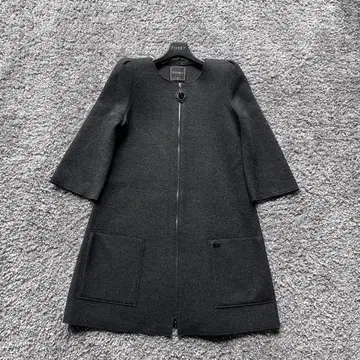 FOXEY 38 비쥬 스톤 다크 그레이 코트