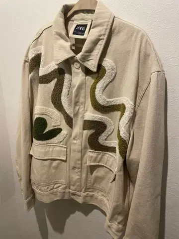 ZARA 베이지 3D 보아 디자인 셔츠 자켓 XL
