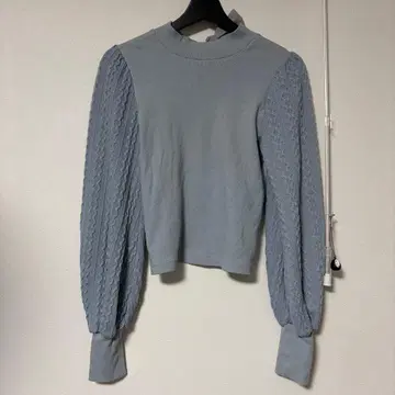 버블스 bubbles 백리본 상의 파랑 니트