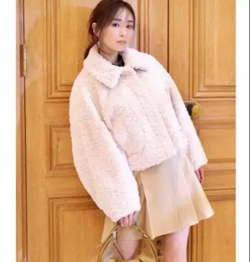 snidel 스나이델 보아 코트 숏 기장 아우터