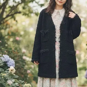 핑크하우스 INGEBORG 레이스 리본 복슬복슬 샤기 자켓