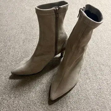 MAMIAN 스웨이드 부츠 베이지 M