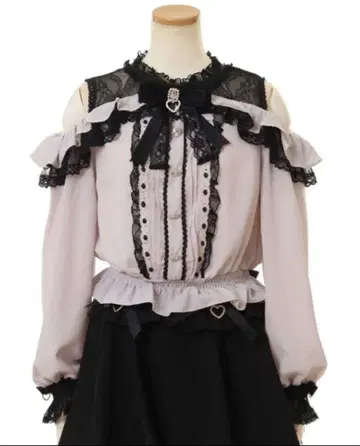 리즈리사 오픈 숄더 프릴 블라우스