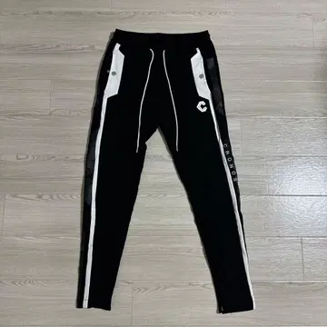CRONOS 크로노스 LINE 조거 팬츠 블랙