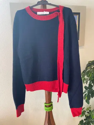 J&M DAVIDSON 고급 스웨터 사이즈 s