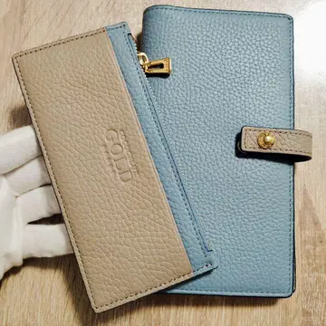 [ 컨디션 최상 ] GOLD 장지갑