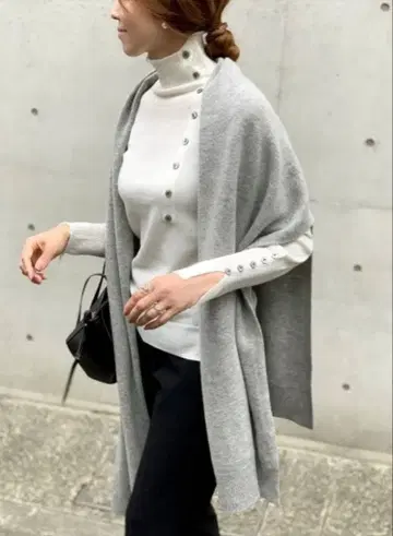 데이 앤드 글레이드 스톨 그레이