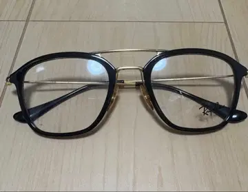 레이밴 블랙/골드 클리어 렌즈 케이스 포함