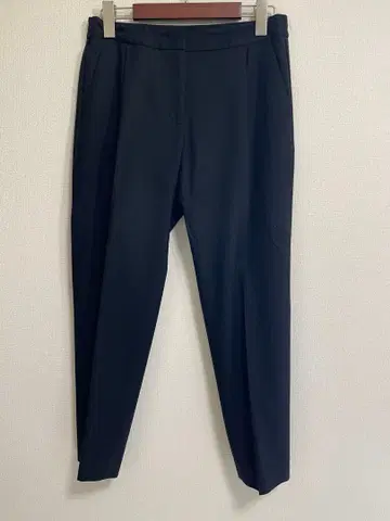 띠어리 럭스 스테디셀러 테이퍼드 팬츠 블랙