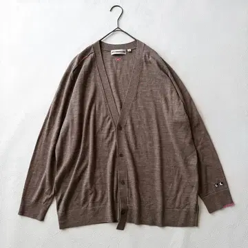 유니클로 안야 힌드마치 메리노 오버 사이즈 V넥 가디건 XXL