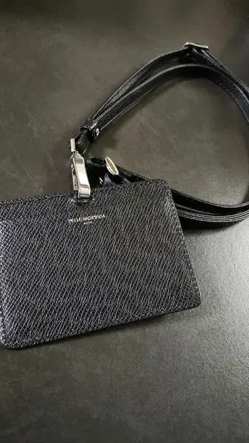 [컨디션 최상] 페레 모르비다 패스 케이스 카드 케이스 넥스트랩