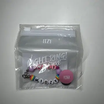 ITZY YUNA 비즈 참 굿즈 K-POP LIGHT LING!
