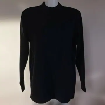 블랙 하이넥 긴팔 니트