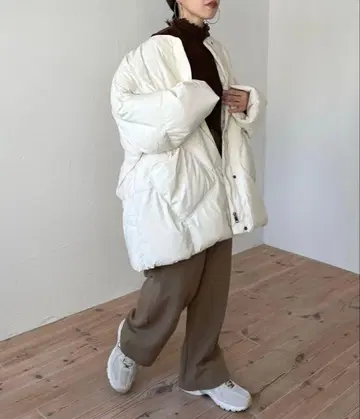 wee9s 노카라 퍼펙트 실루엣 다운 코트 머플러 세트