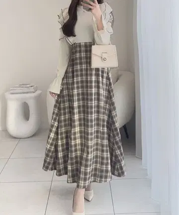 [ mily bilet ] 시어 원단 프릴 도킹 원피스