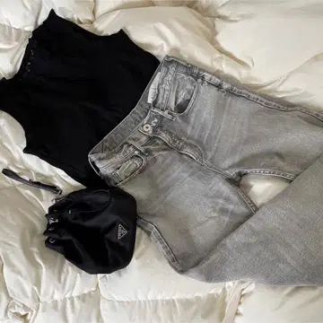 어퍼 하이츠 THE EIGTHYS 데님