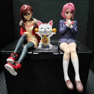 단다단 모모 아이라 앉아 피규어 + 터보바바 피규어 세트