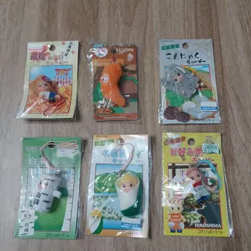 지역 한정 큐피 스트랩 묶음 판매