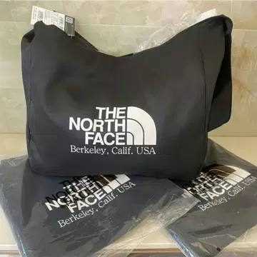 THE NORTH FACE 블랙 숄더백