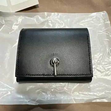 ED ROBERT JUDSON 블랙 가죽 3단 폴더형 지갑