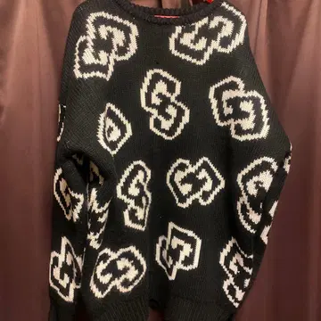 GYDA 로고 패턴 니트