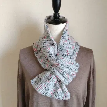 컴팩트 머플러 그레이