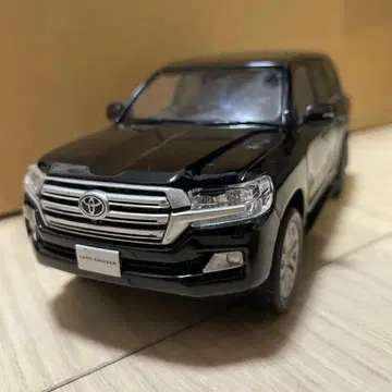 도요타 랜드크루저 미니카 블랙