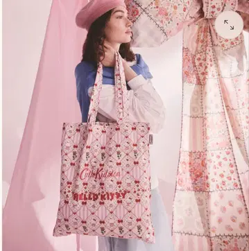 Cath Kidston HELLO KITTY 토트백 콜라보