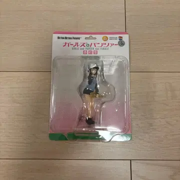 걸즈 앤 판처 미카 피규어