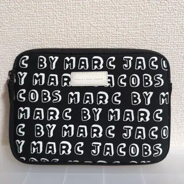 MARC JACOBS 로고 프린트 케이스