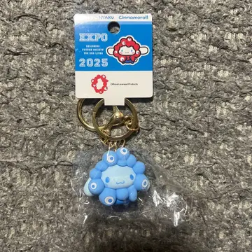 산리오 콜라보 미야쿠미야쿠 입체 마스코트 최애 컬러 시나모롤