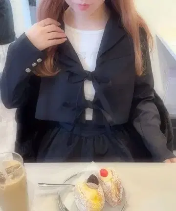 리본 테일러드 자켓 블랙