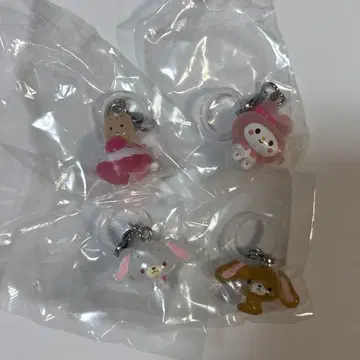 산리오 캐릭터즈  메지루시 액세서리 4세트