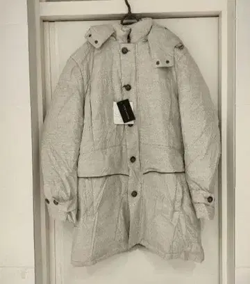 택 포함 새상품 INTERMEZZO 그레이 다운 자켓 후드 부착