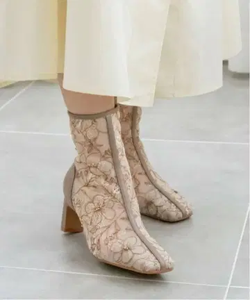 RANDA 플라워 자수 숏부츠