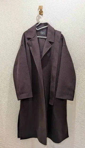 베르메이유 페예나 롱 코트