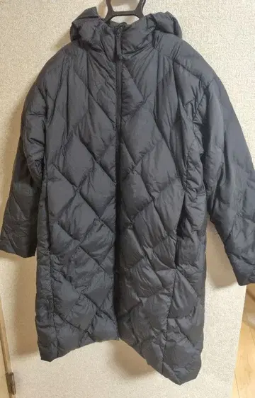 아디다스 롱 다운 블랙 퀼팅 벤치 코트 여성용