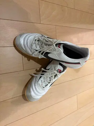 MIZUNO(미즈노) 모렐리아 IN 실내 넓은 발볼 인도어 풋살화