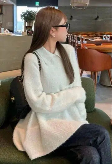 Mila Owen 미라 오웬 카라 달린 페플럼 니트 풀오버 화이트