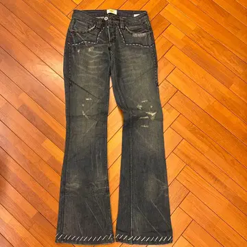 ANTIK DENIM 데미지 가공 부츠컷 데님