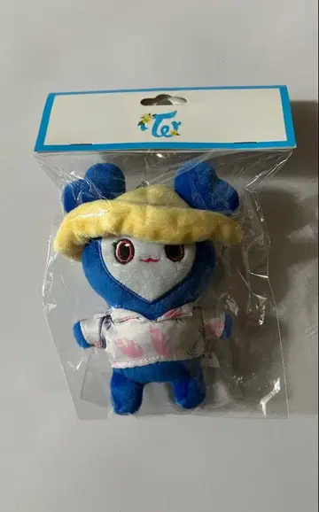 TWICE 쯔위 쯔블리 백참 Twaii's shop