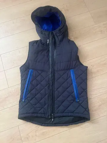 PING 후드 부착 퀼팅 베스트 L