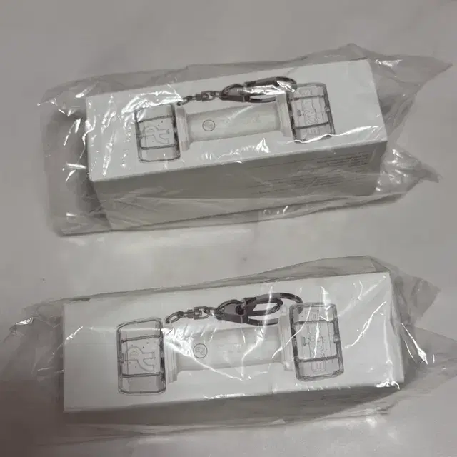 플레이브 미니 응원봉 키링 아뵹 덤밸봉(미개봉)