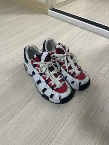 토미 스니커즈 화이트/레드/네이비