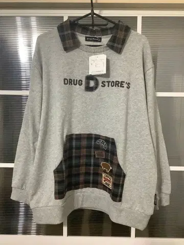 드럭 스토어즈 트레이닝복