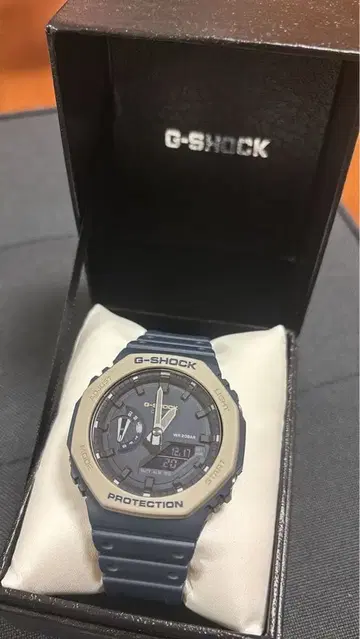 G-SHOCK 네이비 손목시계
