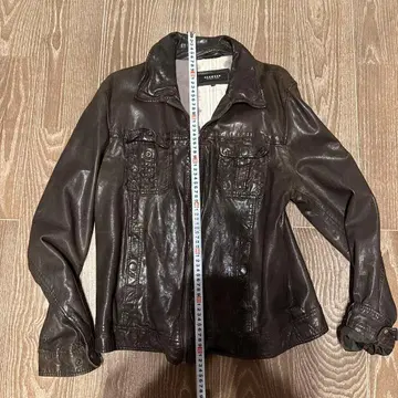 다크 브라운 가죽 자켓