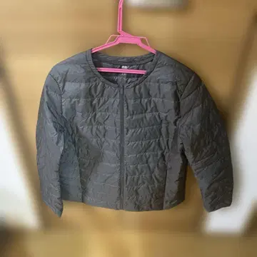 UNIQLO 그레이 울트라 라이트 다운 XL
