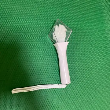 Snow Man LIVE TOUR 2022 응원봉